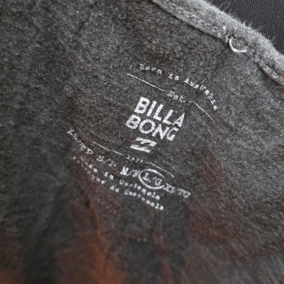 Billabong Black Tank Top with Gold Graphic - Picture 3 of 3